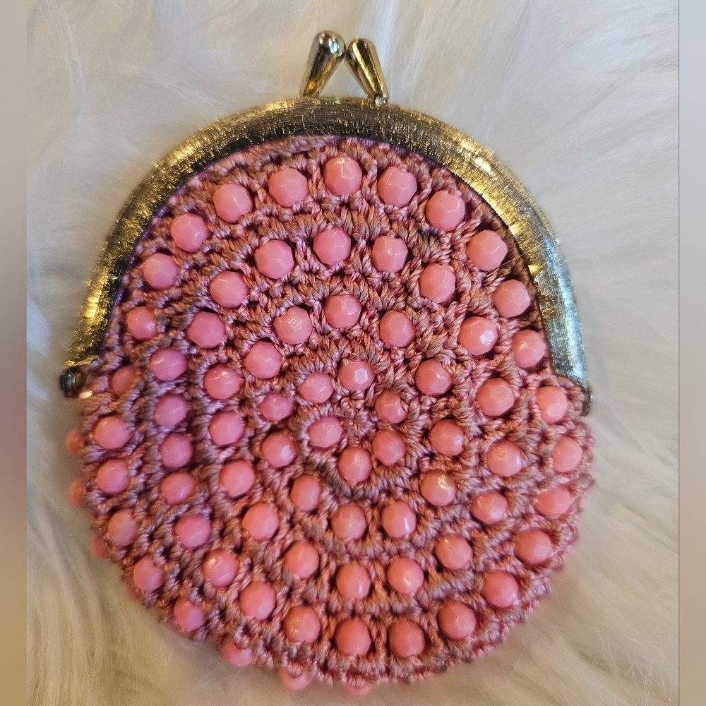Pink Beaded Vintage Crocheted Coin Purse - Picture 4 of 10